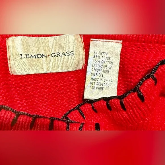 Vintage Lemon Grass ladies’ size XL Red Christmas Cardigan - Picture 9 of 9